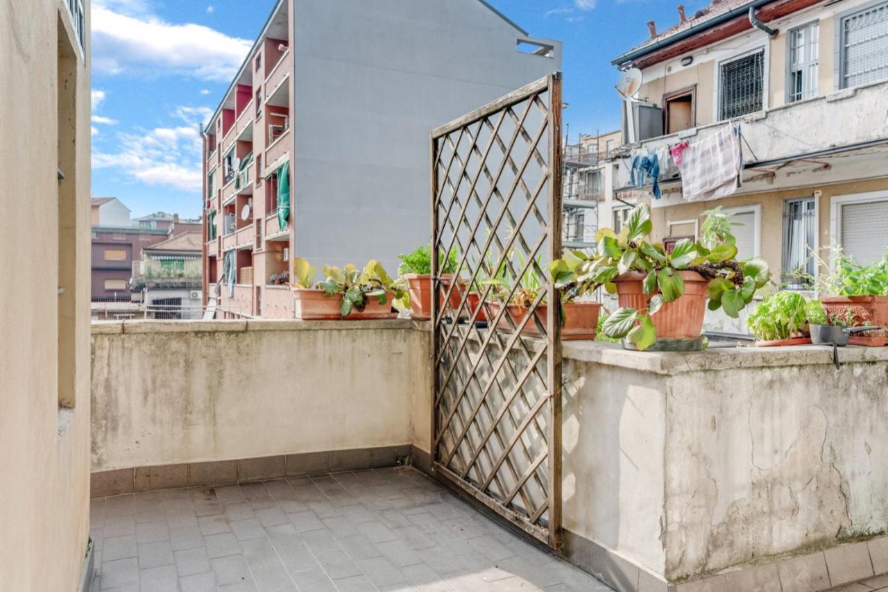 Mo1 - Wonderful Apartment With Terrace - Milan Bagian luar foto